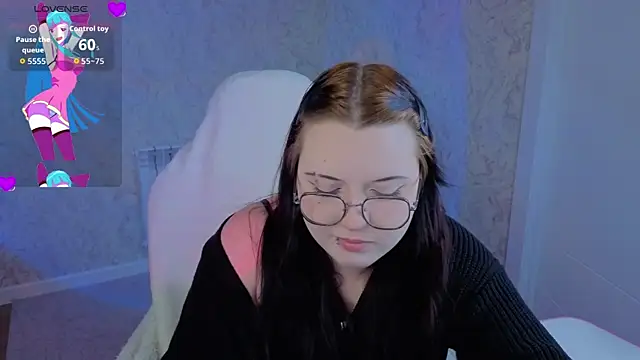 Kira G0ld online show from July 2026 05:06:02 PM