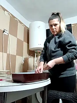 Valentino19999 online show from February 2026 04:11:02 PM