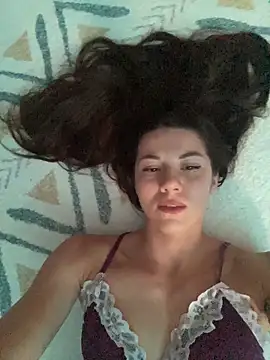 Snapshot of OnlyLeiLa chatting on March 2026 11:14:01 AM OnlyLeiLa online show from March 2026 11:14:01 AM