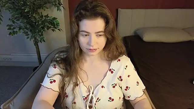 LovingWhisperr online show from May 2026 01:14:01 AM