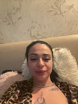 BrianaBloom online show from April 2026 01:14:01 AM