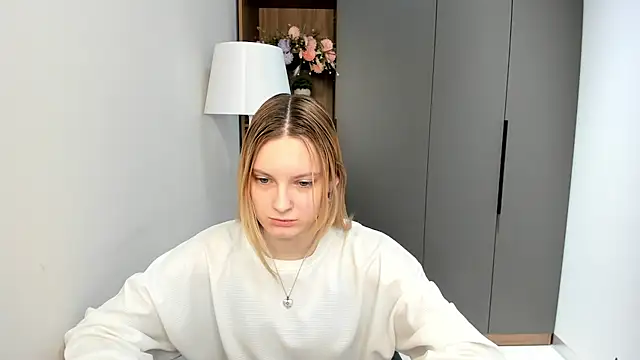 TinaMonaldi online show from February 2026 03:01:02 AM