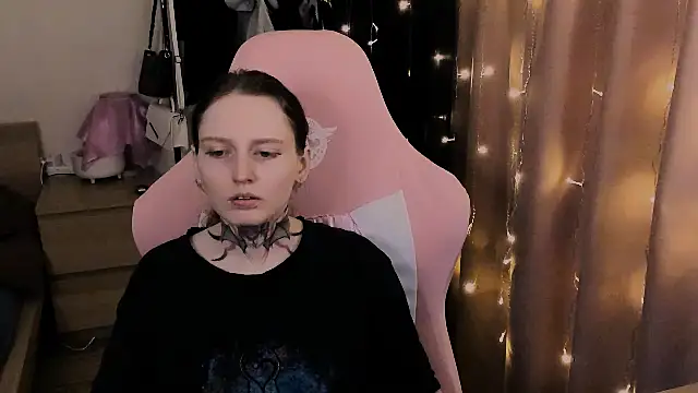 Onyxix online show from March 2026 06:44:02 PM