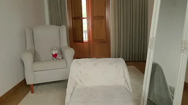 Snapshot of Alma_Rosee chatting on March 2026 09:17:02 AM Alma Rosee online show from March 2026 09:17:02 AM