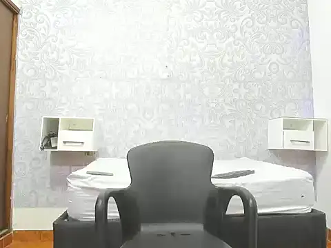GoldenBoyM online show from May 2026 03:33:02 AM