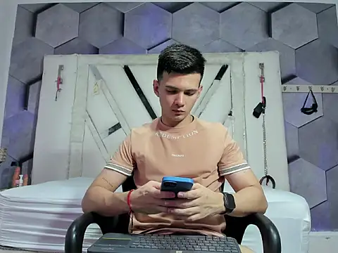 GoldenBoyM online show from June 2026 02:53:01 AM