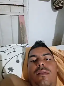 jhoncol231 online show from February 2026 02:17:02 AM