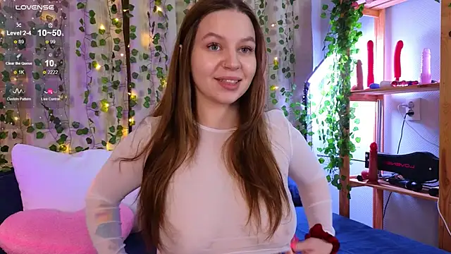 kira sweety x online show from May 2026 06:37:01 PM