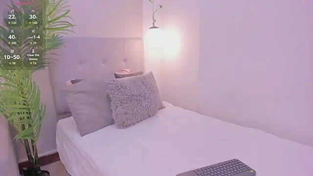 Iriana Vexz online show from March 2026 12:05:01 PM