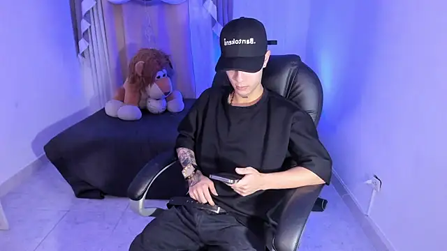 Snapshot of Dereck_Boy_ chatting on February 2026 04:13:02 AM Dereck Boy online show from February 2026 04:13:02 AM