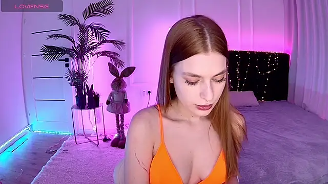 Alisa Wood online show from March 2026 03:34:01 PM