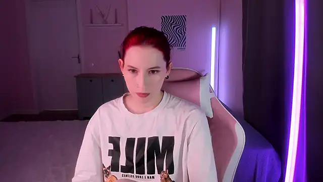 Kira  Luis online show from February 2026 07:23:02 AM