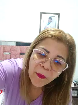 Amberknighte online show from February 2026 07:50:02 PM