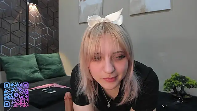 Snapshot of ImNysha chatting on March 2026 09:44:02 PM ImNysha online show from March 2026 09:44:02 PM