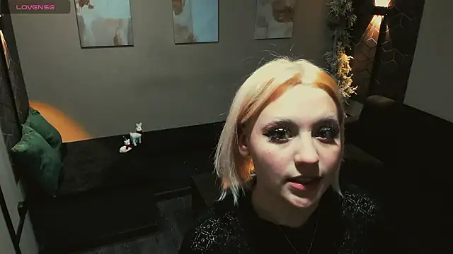 Snapshot of ImNysha chatting on March 2026 10:32:01 PM ImNysha online show from March 2026 10:32:01 PM