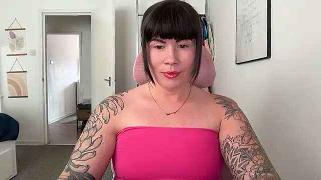 EdenRose online show from May 2026 11:59:02 AM