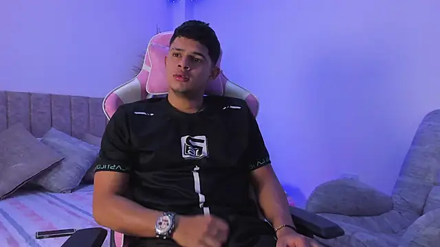 Adrian Prime  online show from June 2026 07:13:02 PM