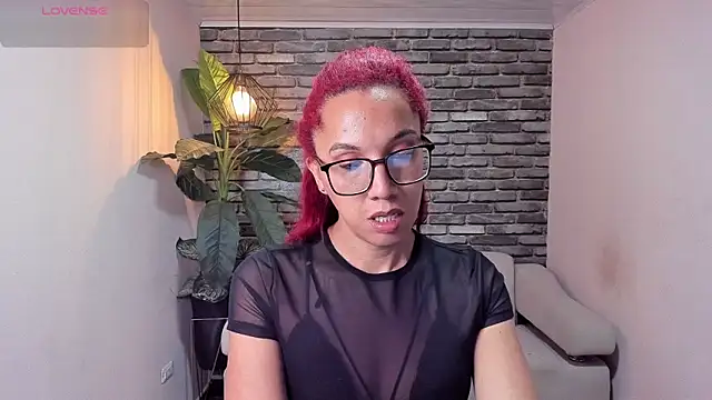 isabella star  online show from March 2026 12:24:02 PM