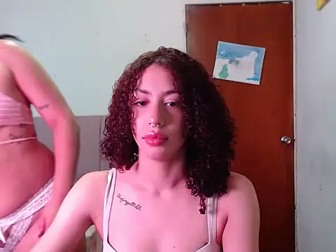 ShanellYSharlot online show from February 2026 07:18:01 PM