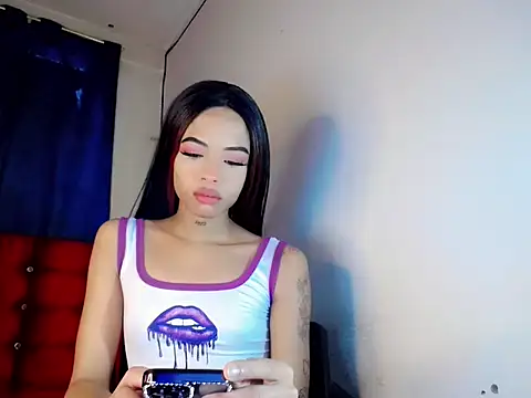 DahliaGill online show from June 2026 04:51:01 PM