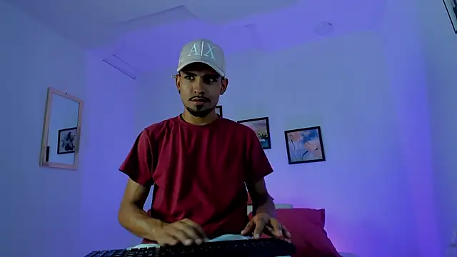 neyder sanz online show from February 2026 03:21:01 AM