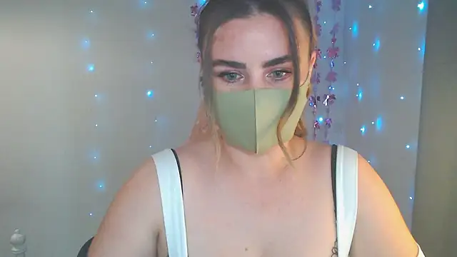 Avelina1 online show from May 2026 10:01:01 AM
