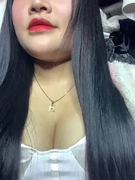 Violet pusy online show from February 2026 04:41:01 PM