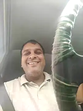 Snapshot of indiandesivillegeboy chatting on July 2026 04:28:01 AM indiandesivillegeboy online show from July 2026 04:28:01 AM