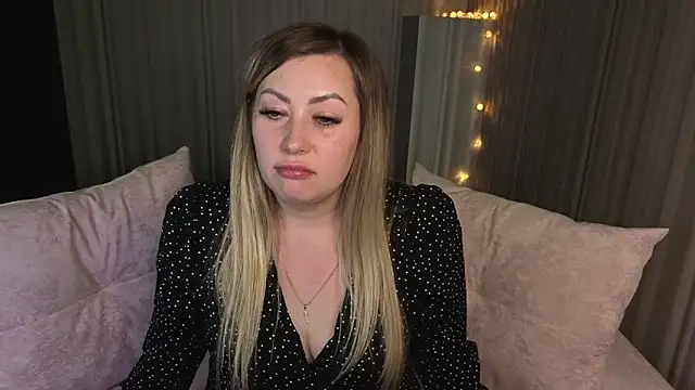 KarenBoobies online show from February 2026 10:43:01 AM