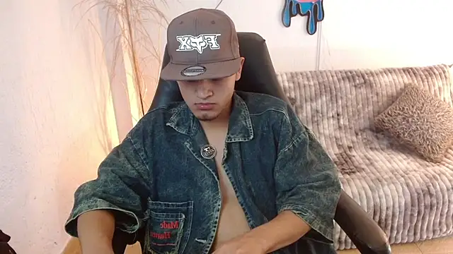 Mateo Peet online show from February 2026 04:28:02 AM