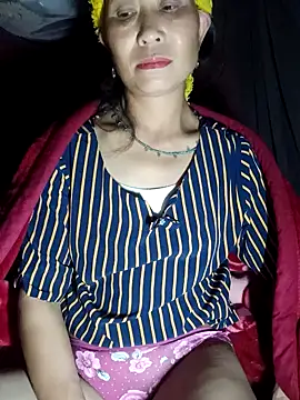 witch-xx online show from March 2026 05:49:01 PM