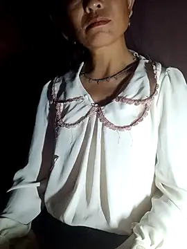 witch-xx online show from May 2026 04:47:02 PM