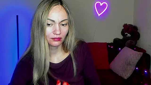 Snapshot of BlondMikey22 chatting on March 2026 06:29:01 PM BlondMikey22 online show from March 2026 06:29:01 PM