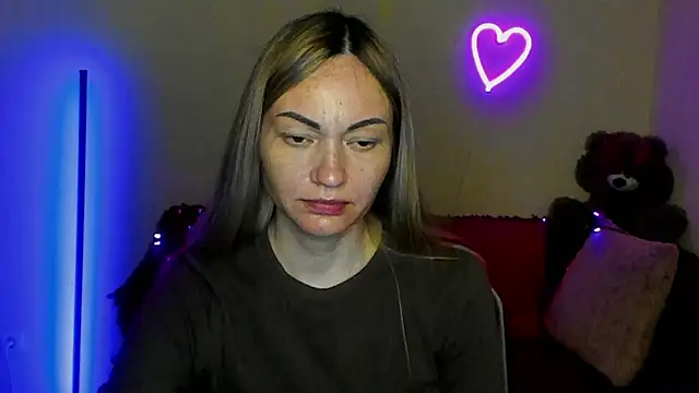 Snapshot of BlondMikey22 chatting on May 2026 11:26:02 AM BlondMikey22 online show from May 2026 11:26:02 AM