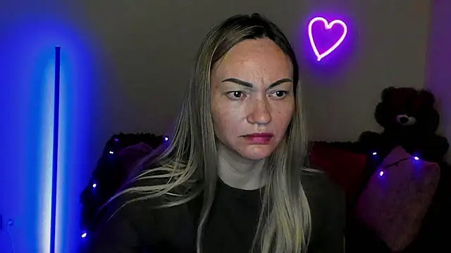 Snapshot of BlondMikey22 chatting on May 2026 05:23:02 AM BlondMikey22 online show from May 2026 05:23:02 AM