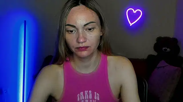 Snapshot of BlondMikey22 chatting on May 2026 11:29:02 AM BlondMikey22 online show from May 2026 11:29:02 AM