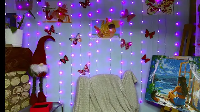 Snapshot of HarleyWidLife chatting on March 2026 01:37:01 PM HarleyWidLife online show from March 2026 01:37:01 PM