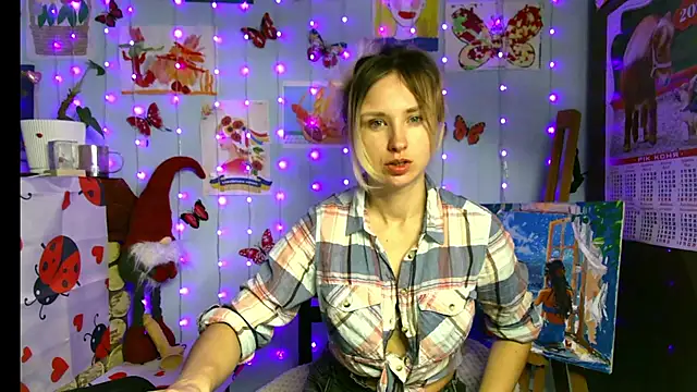 Snapshot of HarleyWidLife chatting on March 2026 12:20:02 PM HarleyWidLife online show from March 2026 12:20:02 PM