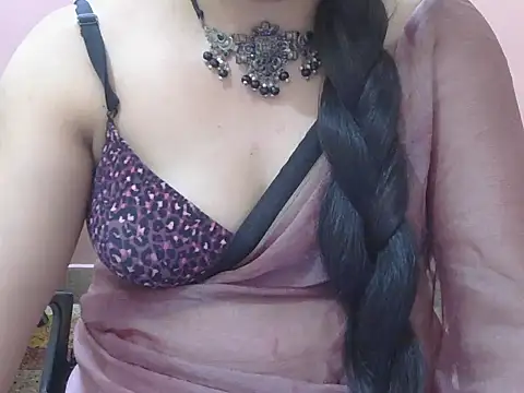 Cute Sheetal online show from March 2026 12:44:02 PM