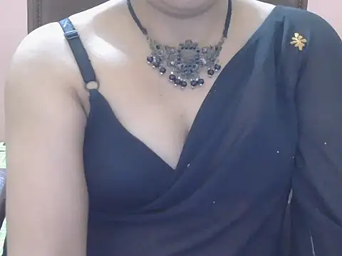 Cute Sheetal online show from April 2026 12:20:01 PM