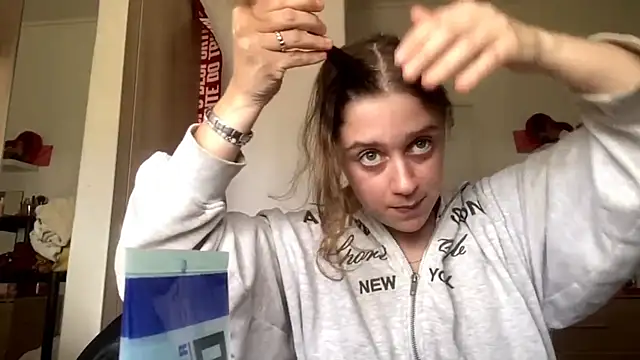 YelenaMohrman online show from February 2026 02:46:01 PM