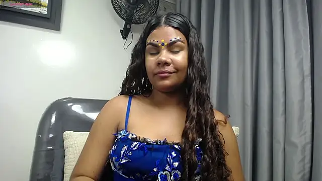 Snapshot of yaazhinii chatting on March 2026 12:11:01 PM yaazhinii online show from March 2026 12:11:01 PM