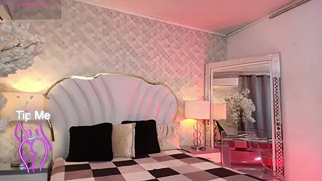 YazminJenner online show from April 2026 05:11:01 AM