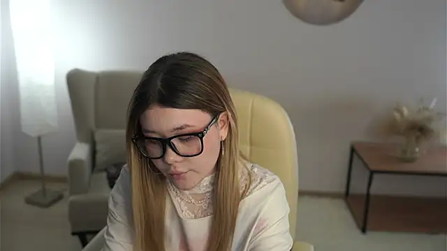 OraliaTumbleston online show from February 2026 01:59:01 PM