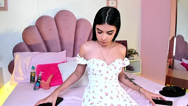 Snapshot of Lili_Stone_ chatting on March 2026 03:10:01 AM Lili Stone online show from March 2026 03:10:01 AM