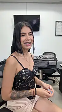 Snapshot of Lili_Stone_ chatting on March 2026 07:23:01 AM Lili Stone online show from March 2026 07:23:01 AM