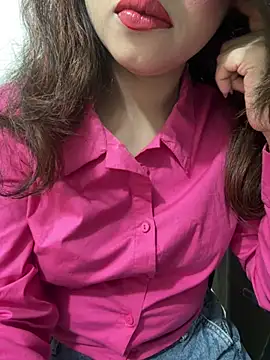 riya sharma11 online show from April 2026 06:03:02 PM