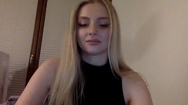 MayaWetDream online show from April 2026 09:30:02 PM