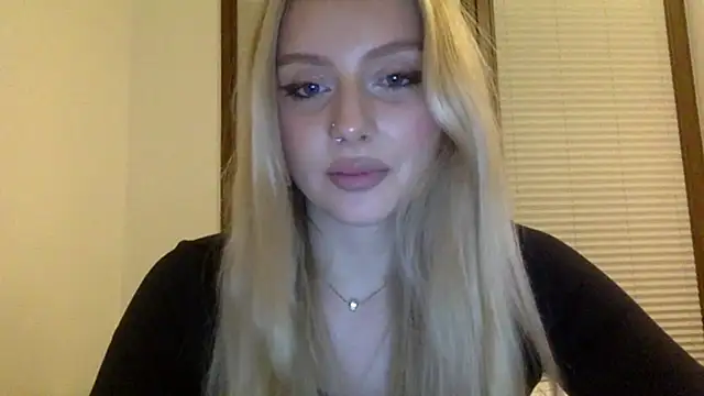 MayaWetDream online show from May 2026 08:17:02 PM