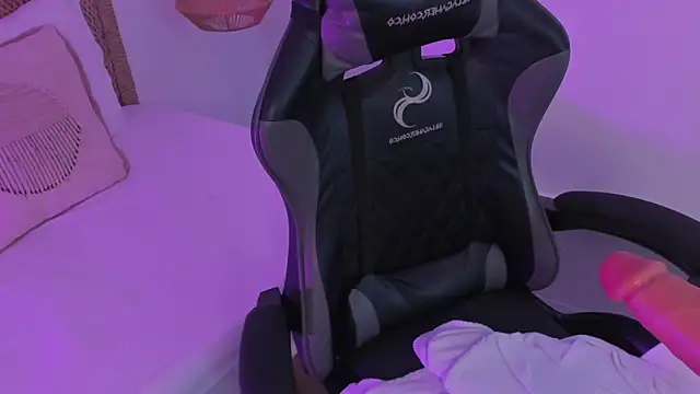 Snapshot of lilith_visser chatting on March 2026 07:54:01 PM lilith visser online show from March 2026 07:54:01 PM